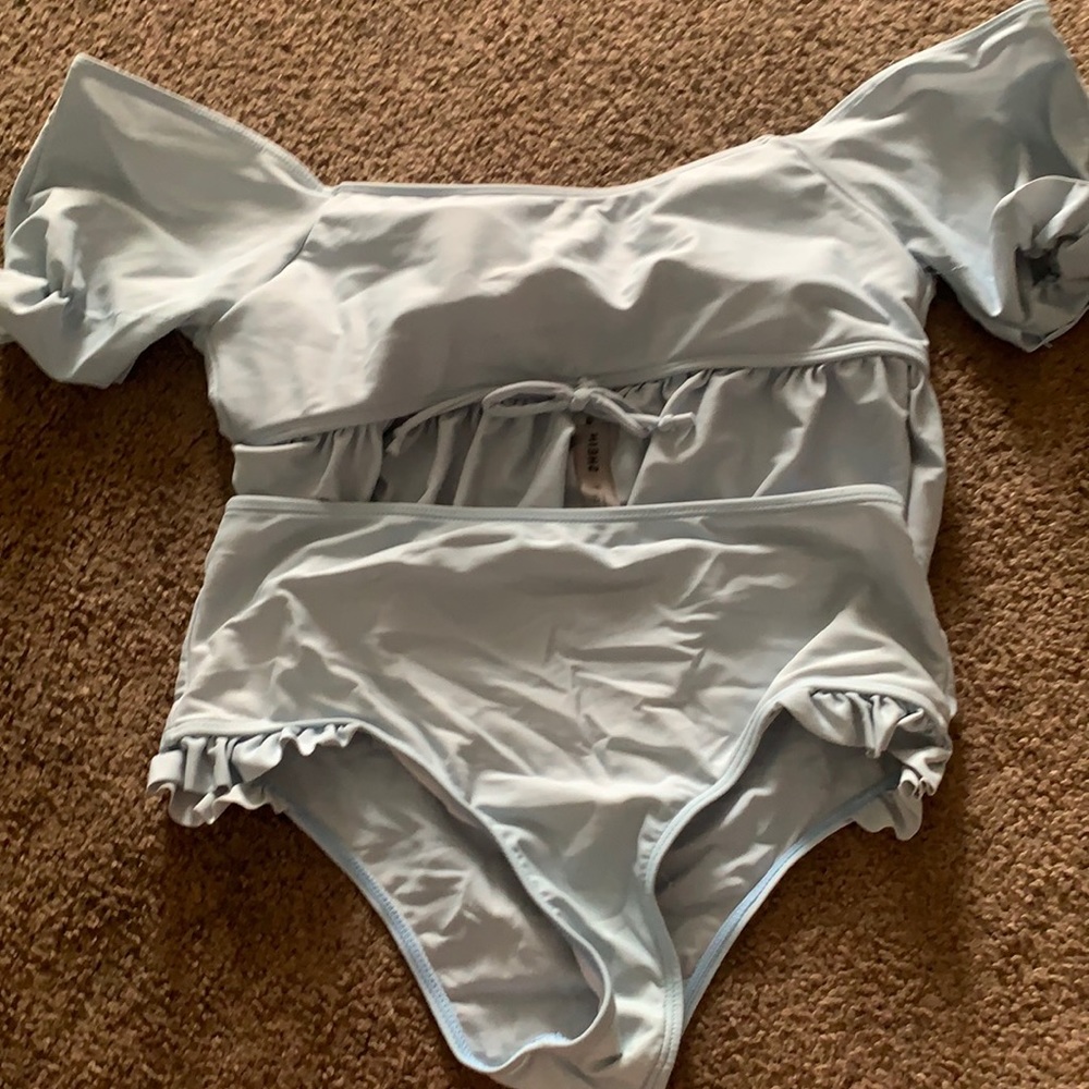 Bathing suit